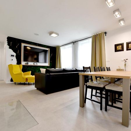 Apartman Sihot Trenčín Eksteriør bilde